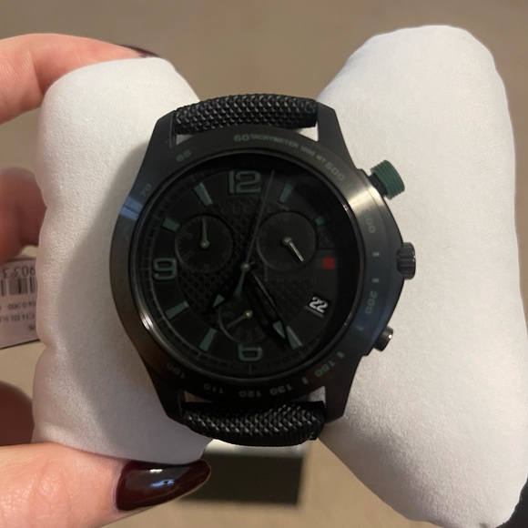 🌟NWT🌟 MENS BLACK GUCCI WATCH - Picture 3 of 9